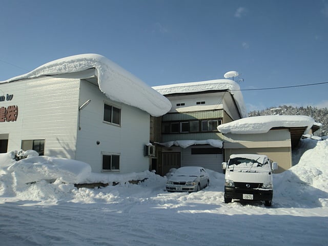 事務所屋根の積雪状況